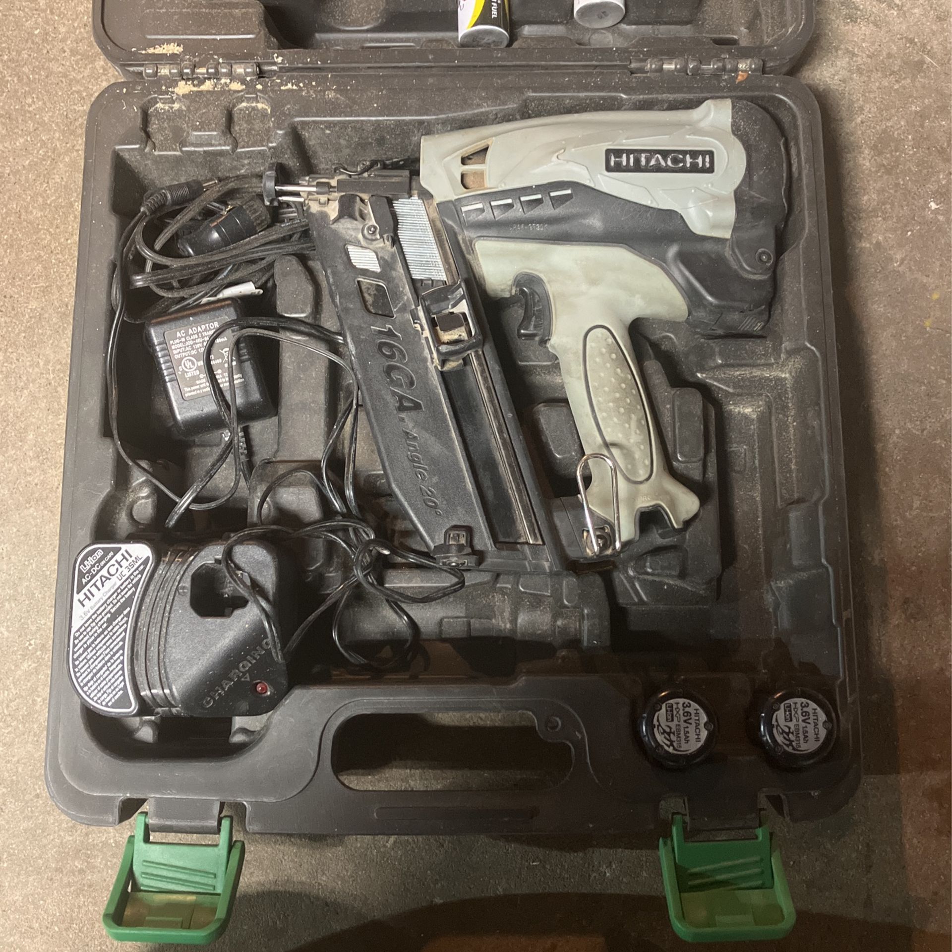 Hitachi Cordless Finish Nailer