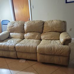 Oversize Leather Couch With Recliners