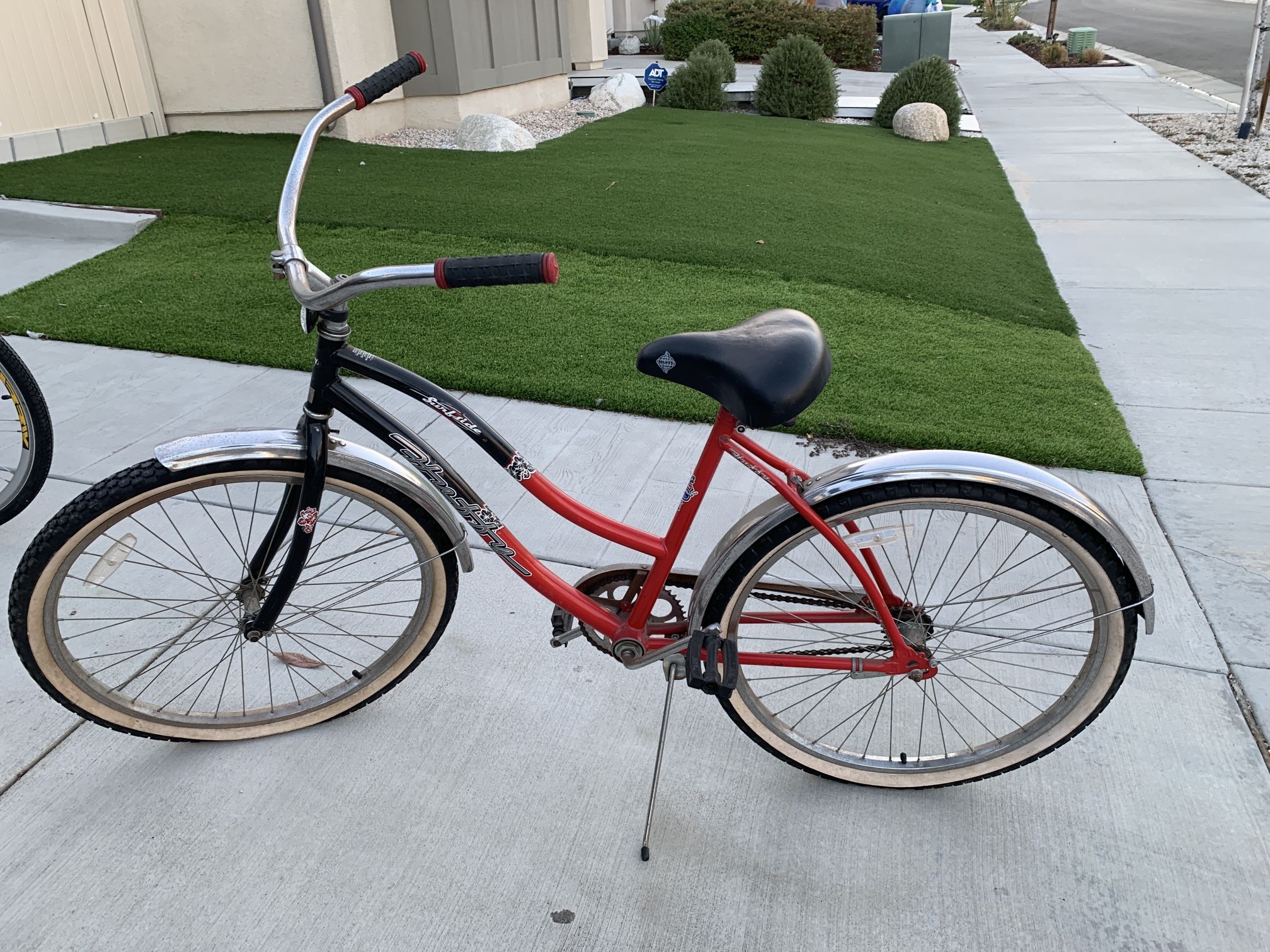Huffy Surf side Cruiser Bike- Women’s