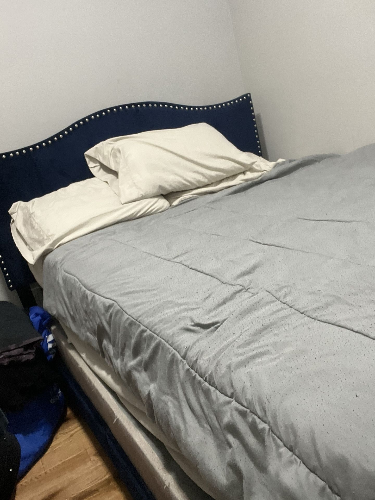 Queen Size Mattress & Bed Frame With Headboard