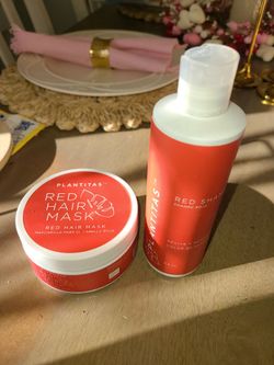 BRAND NEW GIRLS RED HAIR MASK...SE HABLA ESPANOL..CHECK OUT MY PAGE FOR MORE.
