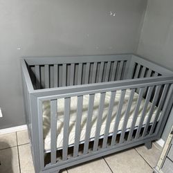 Baby Crib 