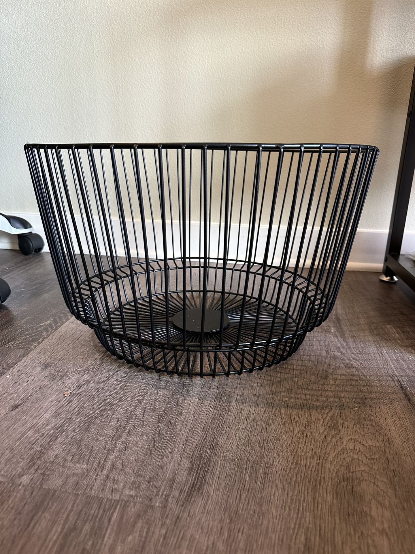 Decorative Black Wire Storage Bin