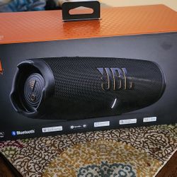 JBL Charge 5 Wi-Fi