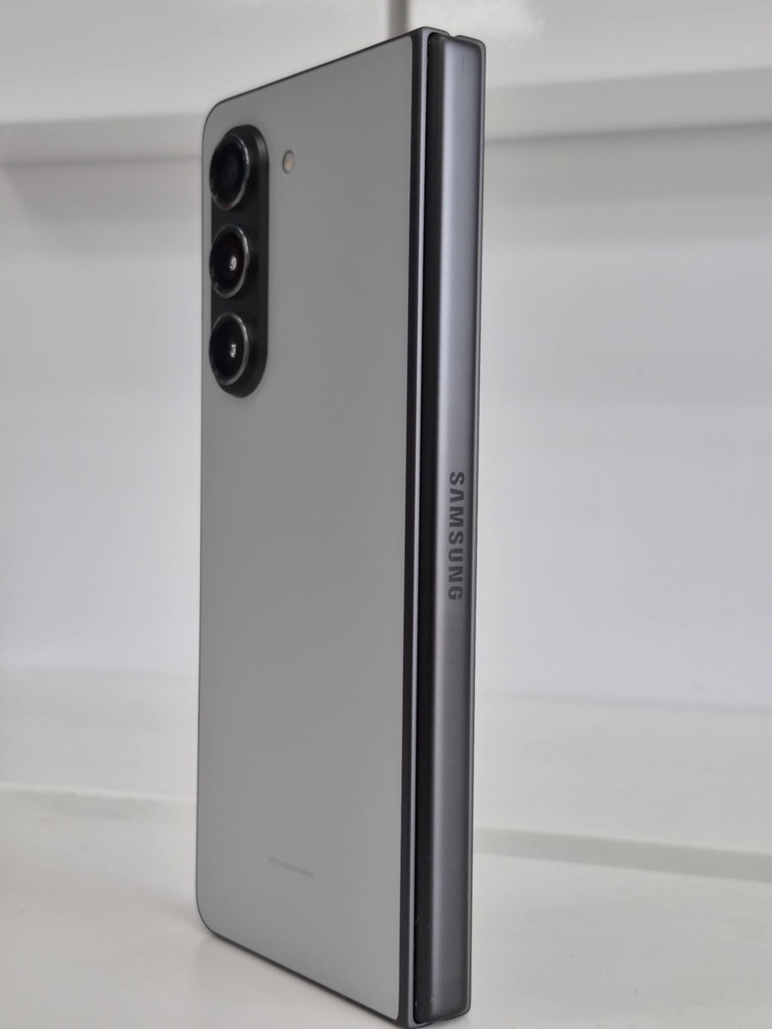 π¨ Samsung Galaxy Z Fold 5 5G 7.6 inch β Starting from $499! Save $1,250 Instantly + $1 to Grab It Today