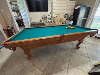 Pool table