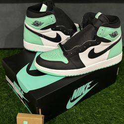 Jordan 1 High Green Glow