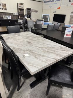 BEAUTIFUL DINING TABLE + CHAIRS – Take Home Today!