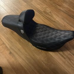 Saddleman Seat 