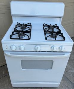 Hotpoint Natural Gas Stove.