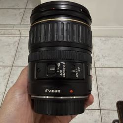 Canon EF 28-135mm f/3.5-5.6 IS USM Lens