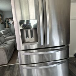 Whirlpool Refrigerator 