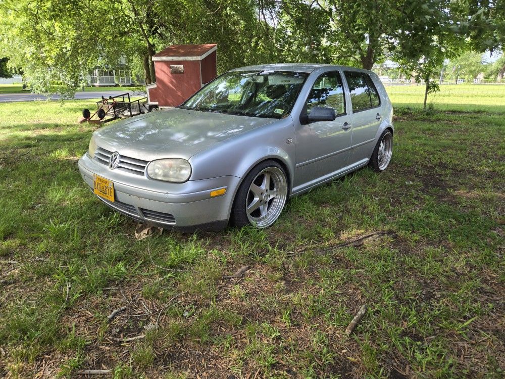 2003 Volkswagen Golf