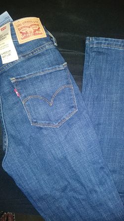 721 Levis size 4 Medium w27 L30 HIGH-RISE SKINNY