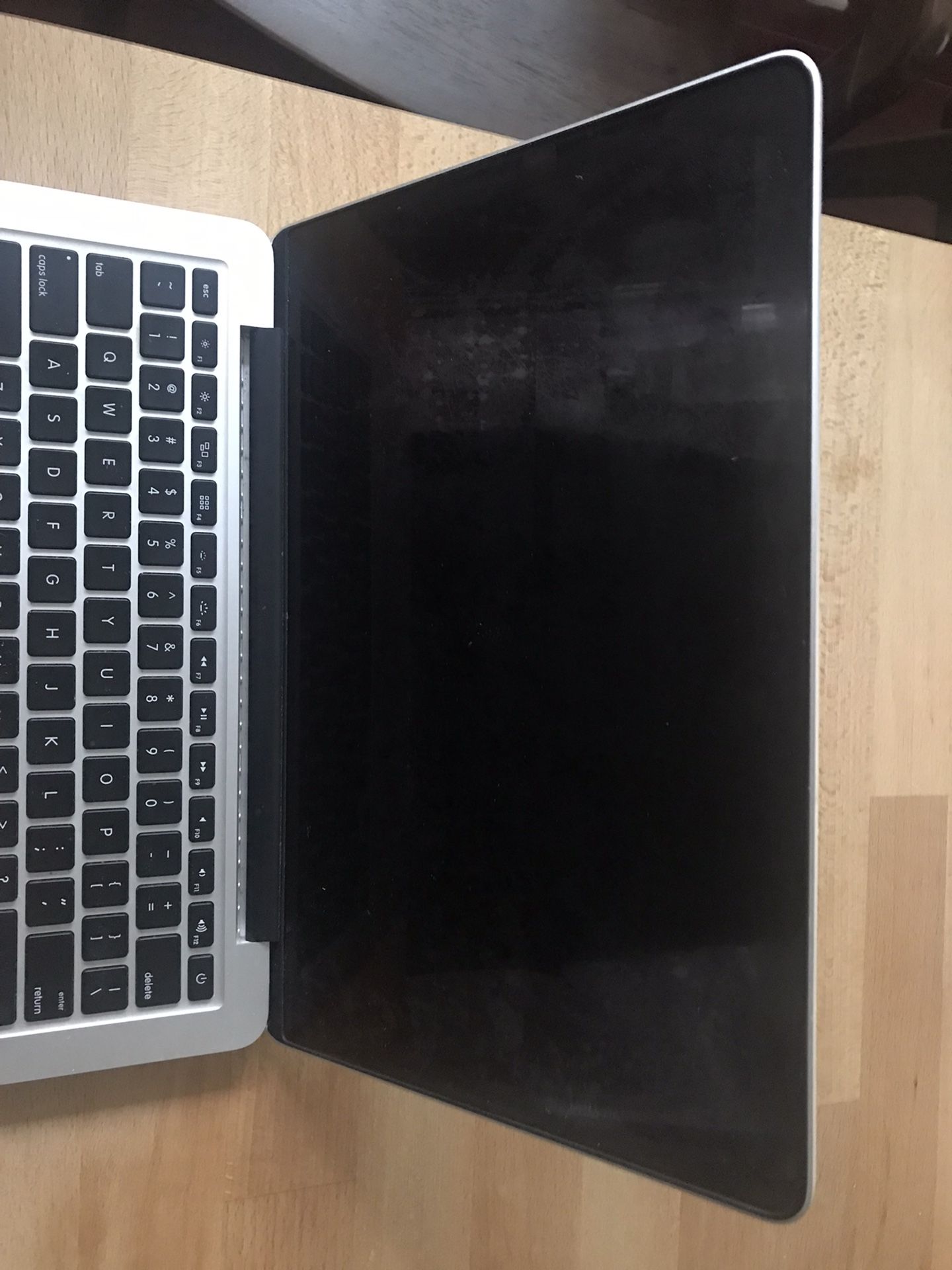 13 inch macbook pro (early 2015) SEND OFFER