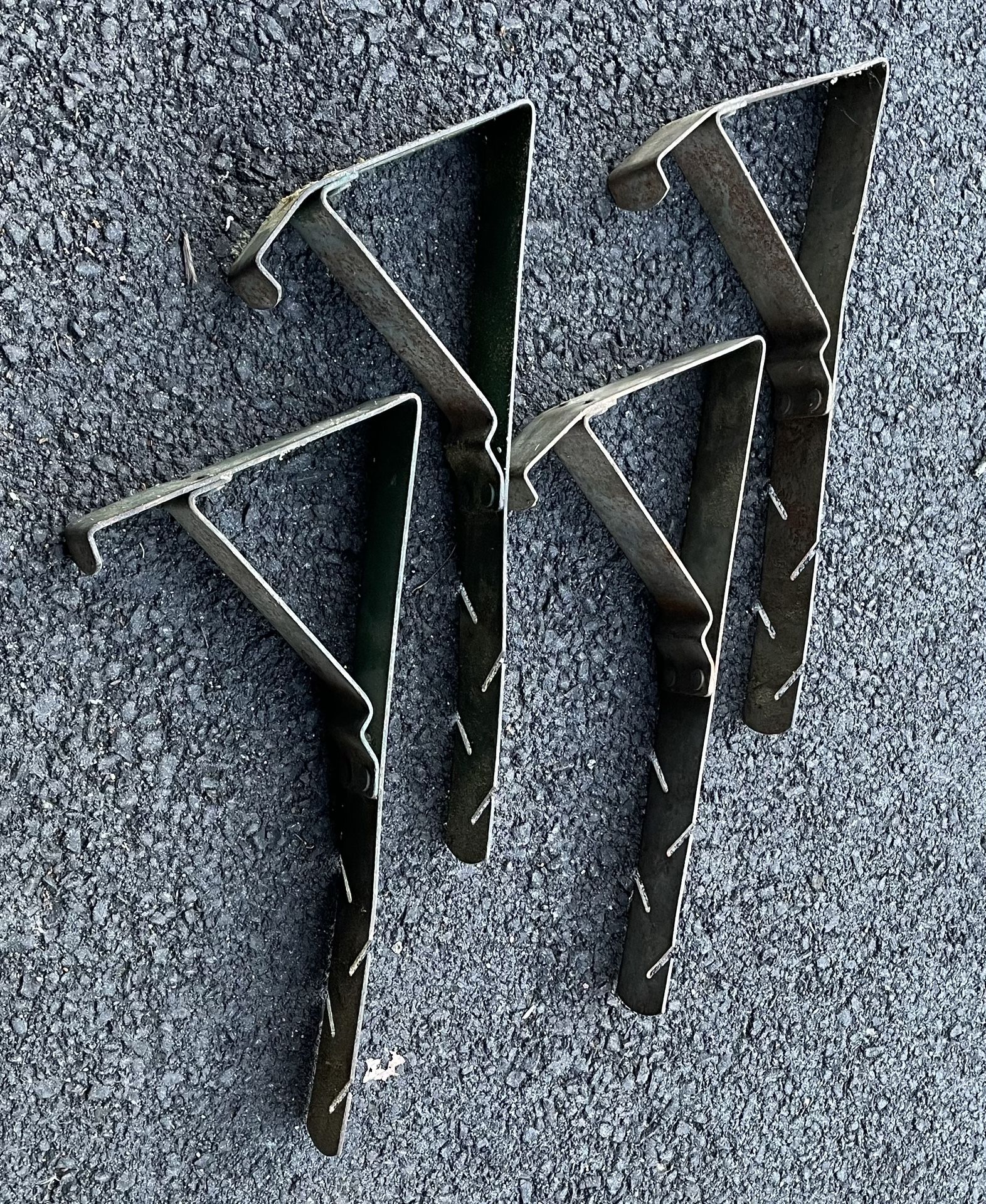 Roofing brackets 6” (set of 4)