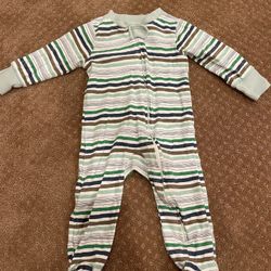 Honest Onesie with zipper 6-9 M Never Used