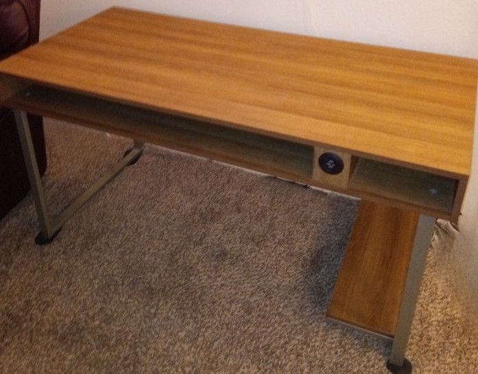 60" Wide Gaming Desk