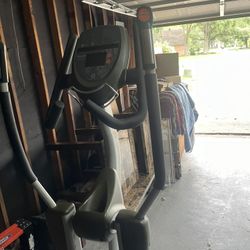 Elliptical Excercise Machine 