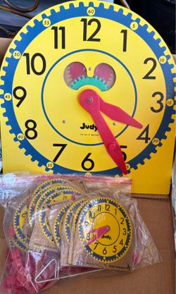 Vintage Judy Instructo Classroom clock with 12 mini student clocks