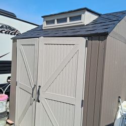 Rubbermaid Storage Shed