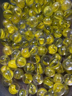132 marbles including 32 large shooters