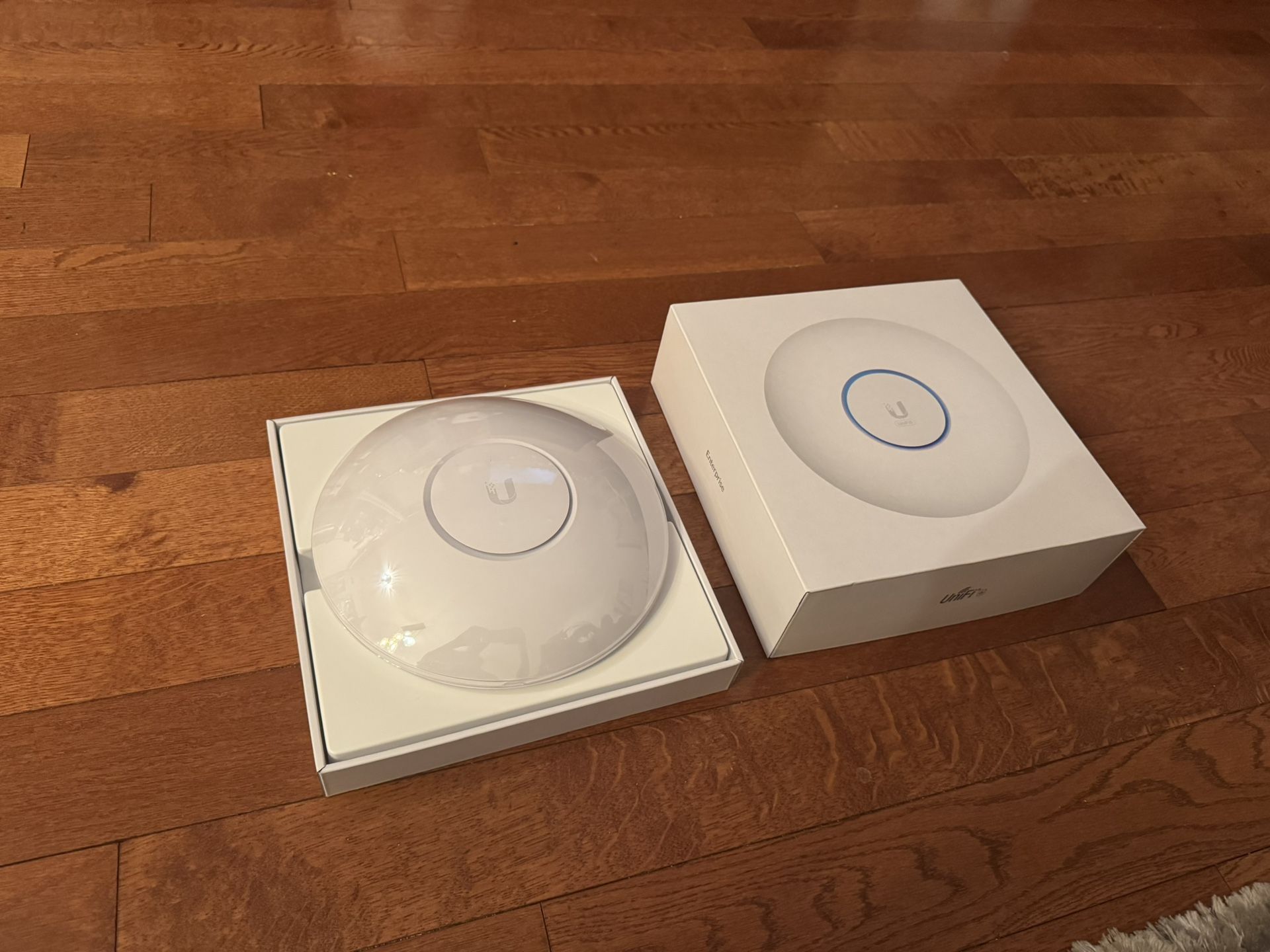 Ubiquiti Networks High Density Access Point (UAP-AC-HD)