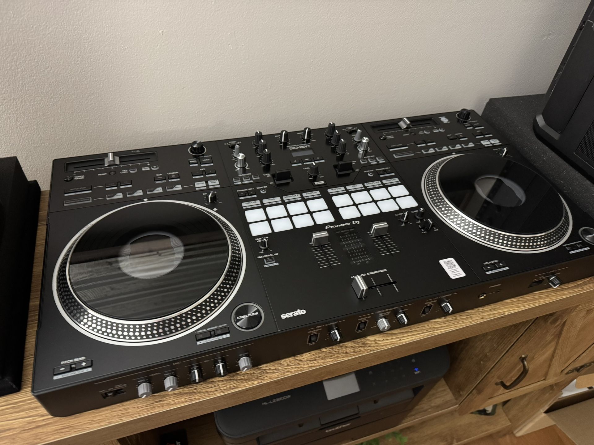 Pioneer DJ DDJ-REV7 w DeckSaver