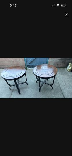 2 side tables