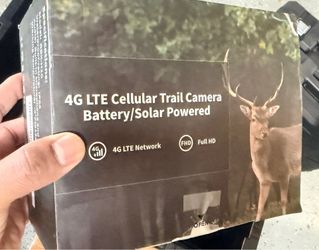 4G LTE Cellular Trail Camera + Solar panel set (New)