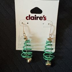 Christmas Tree ~ Pierced Earrings by Claire's 
