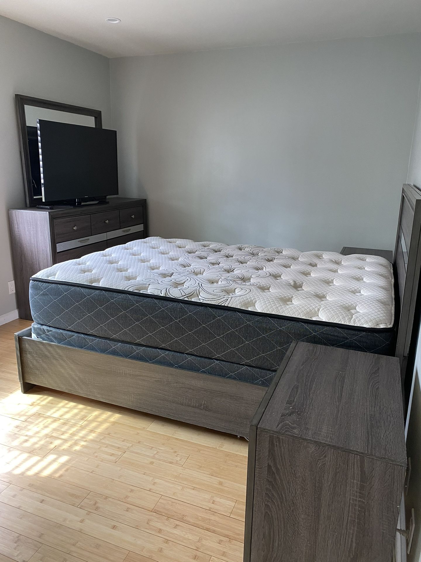 Queen Bedroom Set + Mattress W/ Box Spring FIRM ON PRICE