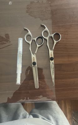 Barber scissors