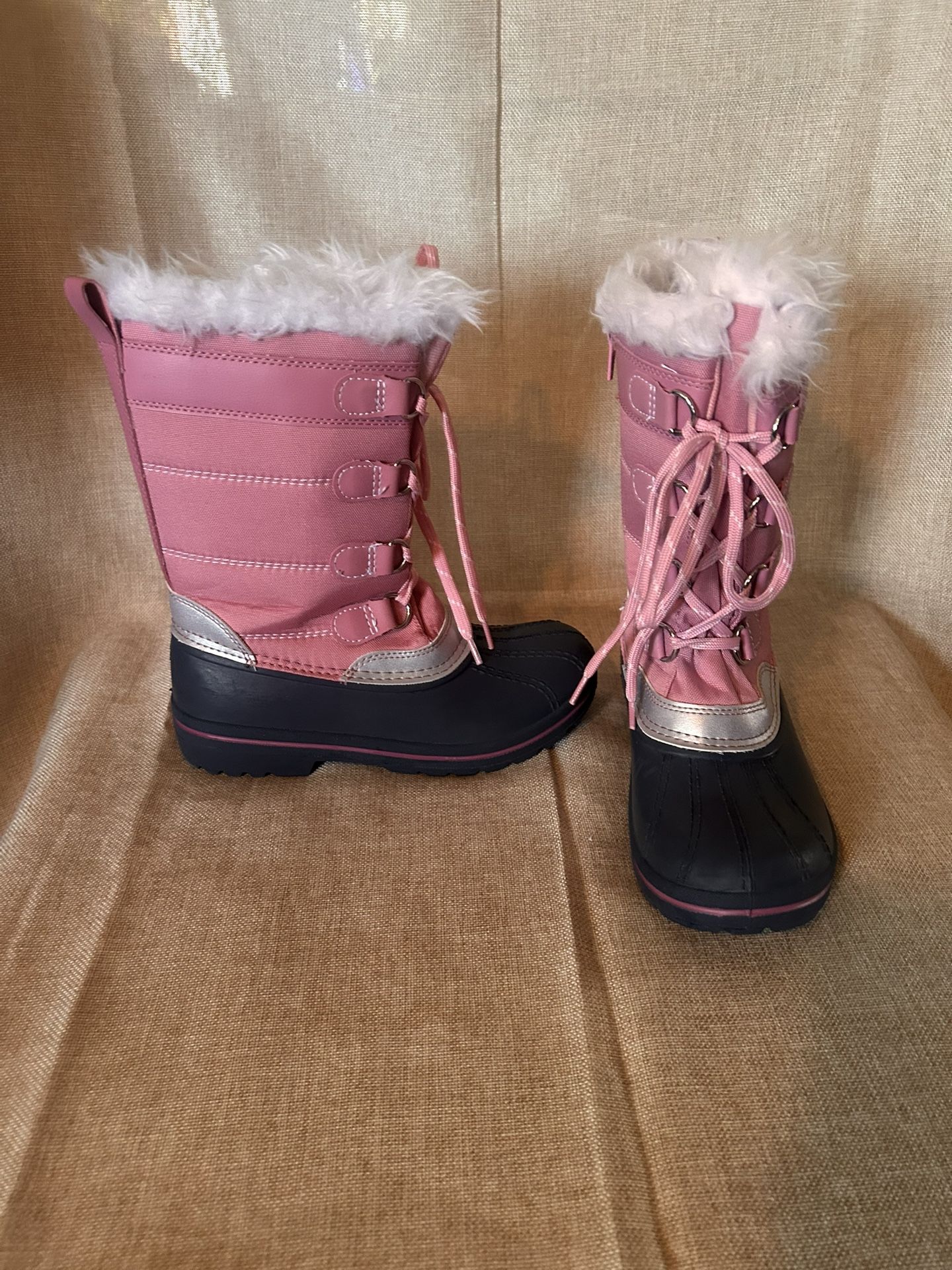 Child Boots Size 3
