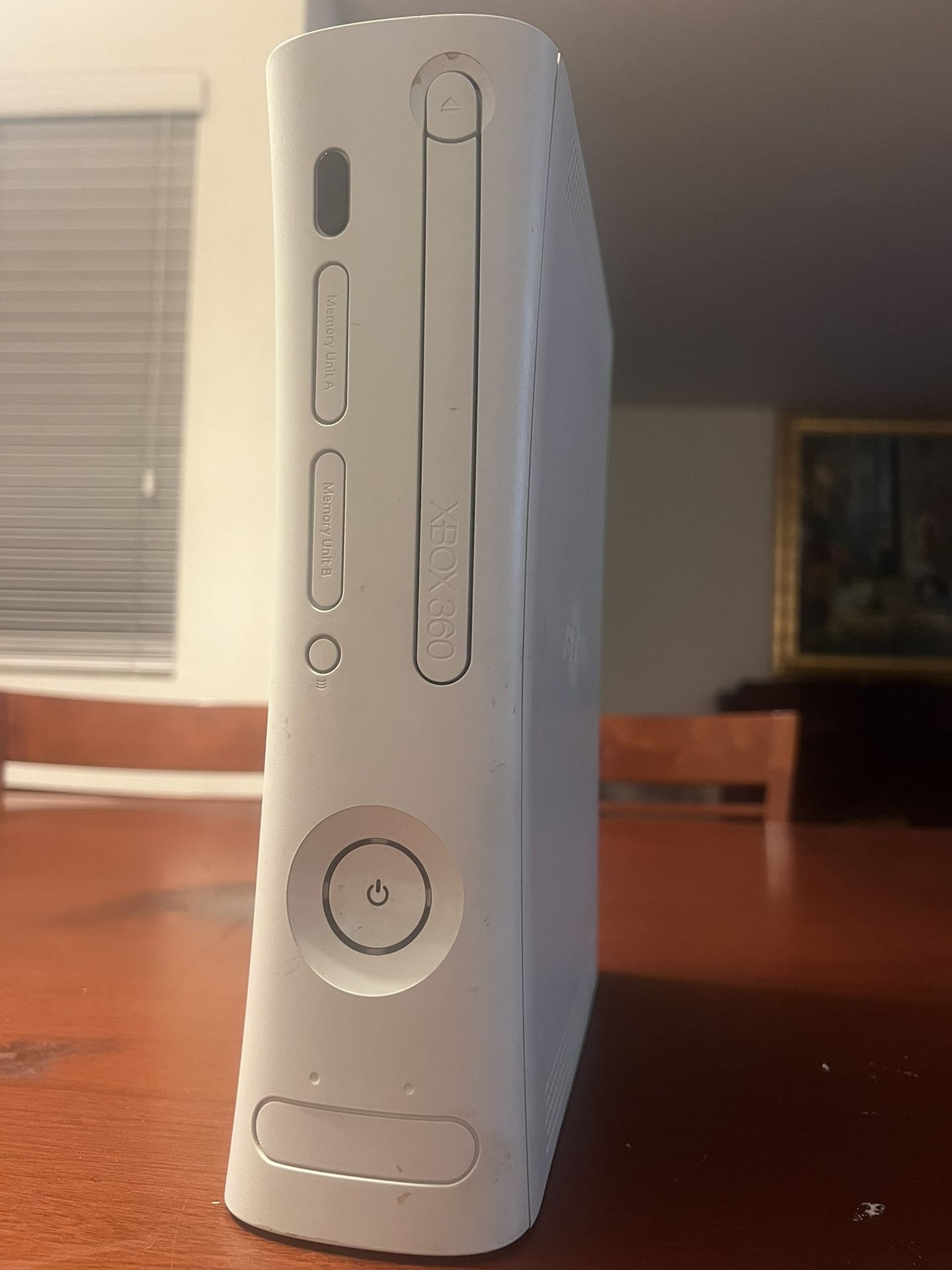 White Xbox 360