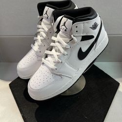 NIKE AIR JORDAN 1 MID GS REVERSE PANDA