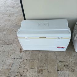 Igloo 94 Quart Coolers