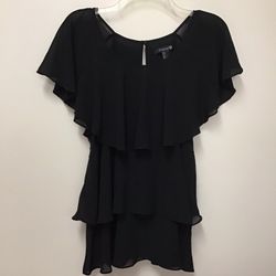 Women’s FOREVER 21 Polyester black blouse… Size large