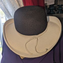 Ladies Two Toned Hat