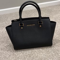 Michael Kors Black Saffiano Handbag 