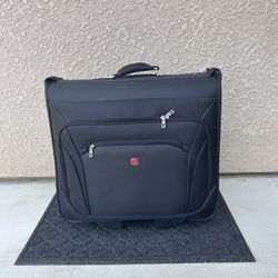 Luggage/suitcase 