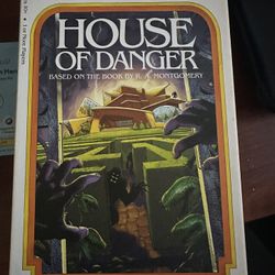 Choose Your Own Adventure: House of Danger Board Game