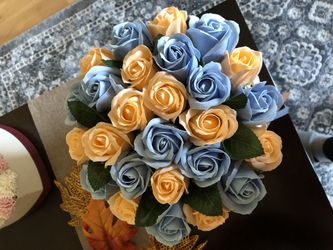 Gift box with soap flowers