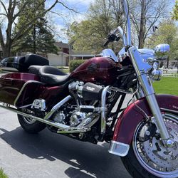 2008 Road King Classic . (ACCEPTING OFFERS)