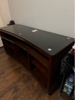 Entertainment center