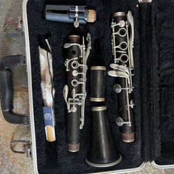 Selmer Wood Clarinet 
