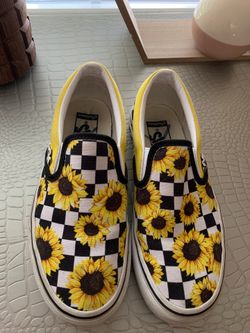 Vans sunflower 🌻 Custom size US 5.0 women