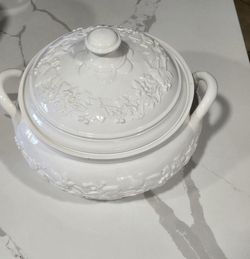 Covered Soup Tureen