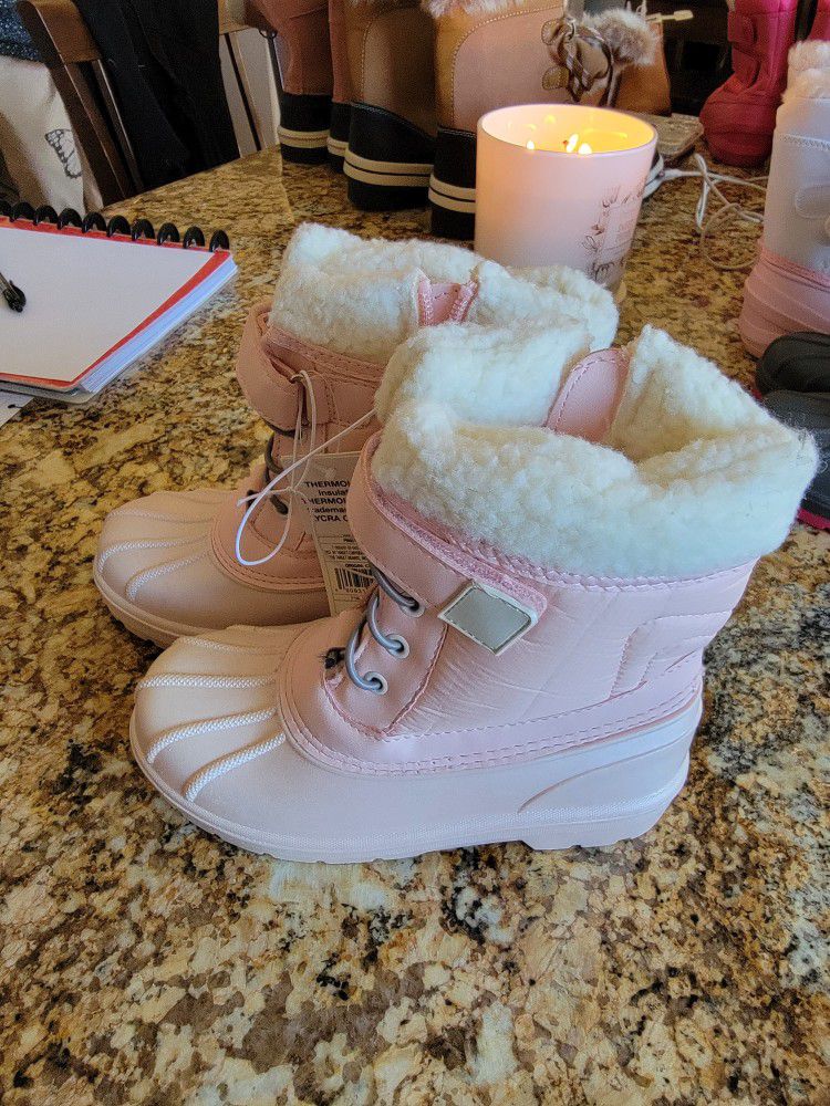 Little Girls Light Pink Winter/Snow Boots