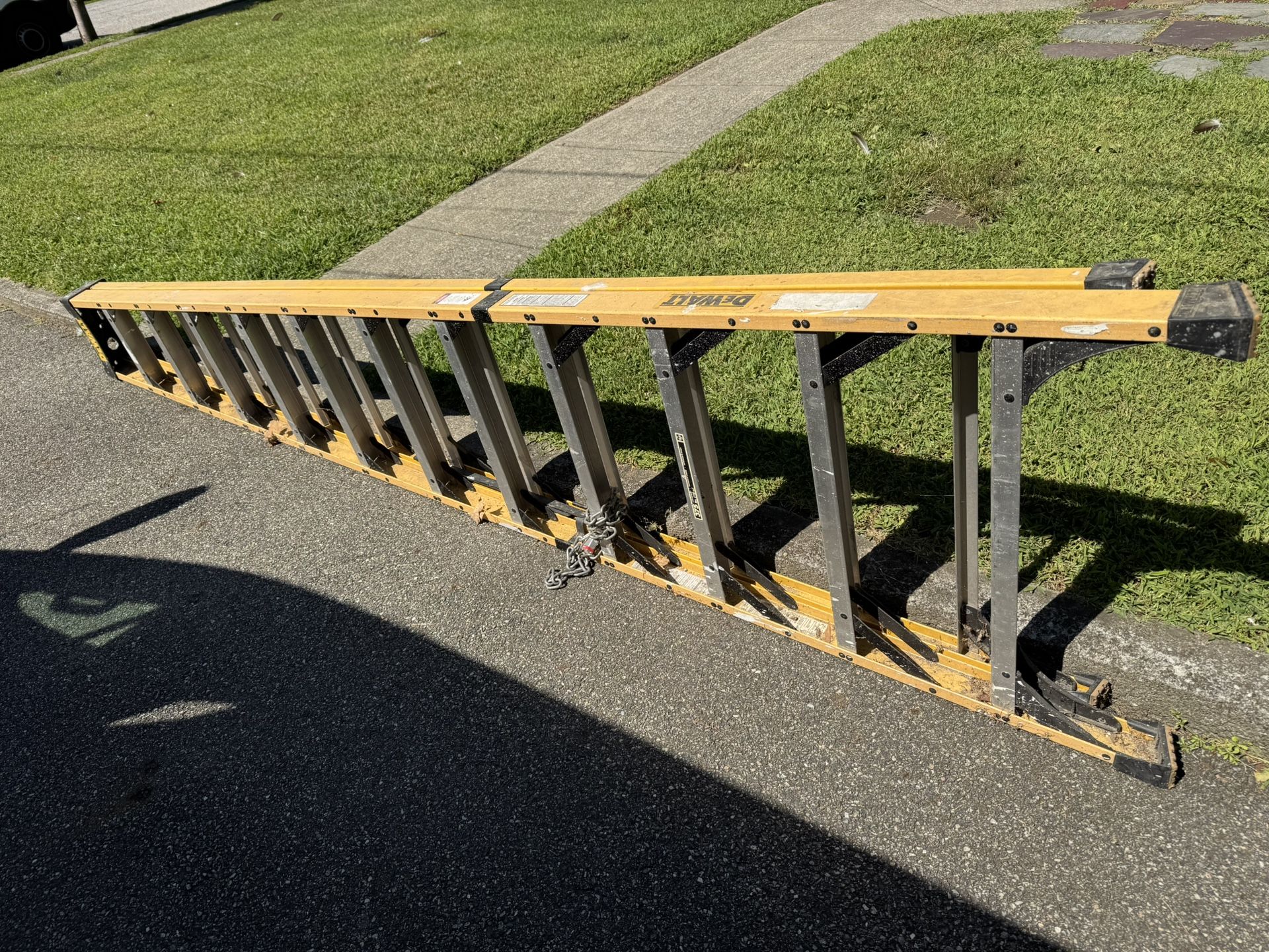 Dewalt 12 Ft Step Ladder